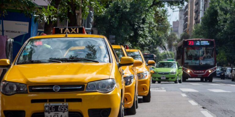 02-03-2021-ILUSTRATIVAS-TAXIS-Y-COLECTIVOS-11-scaled-800x400@2x
