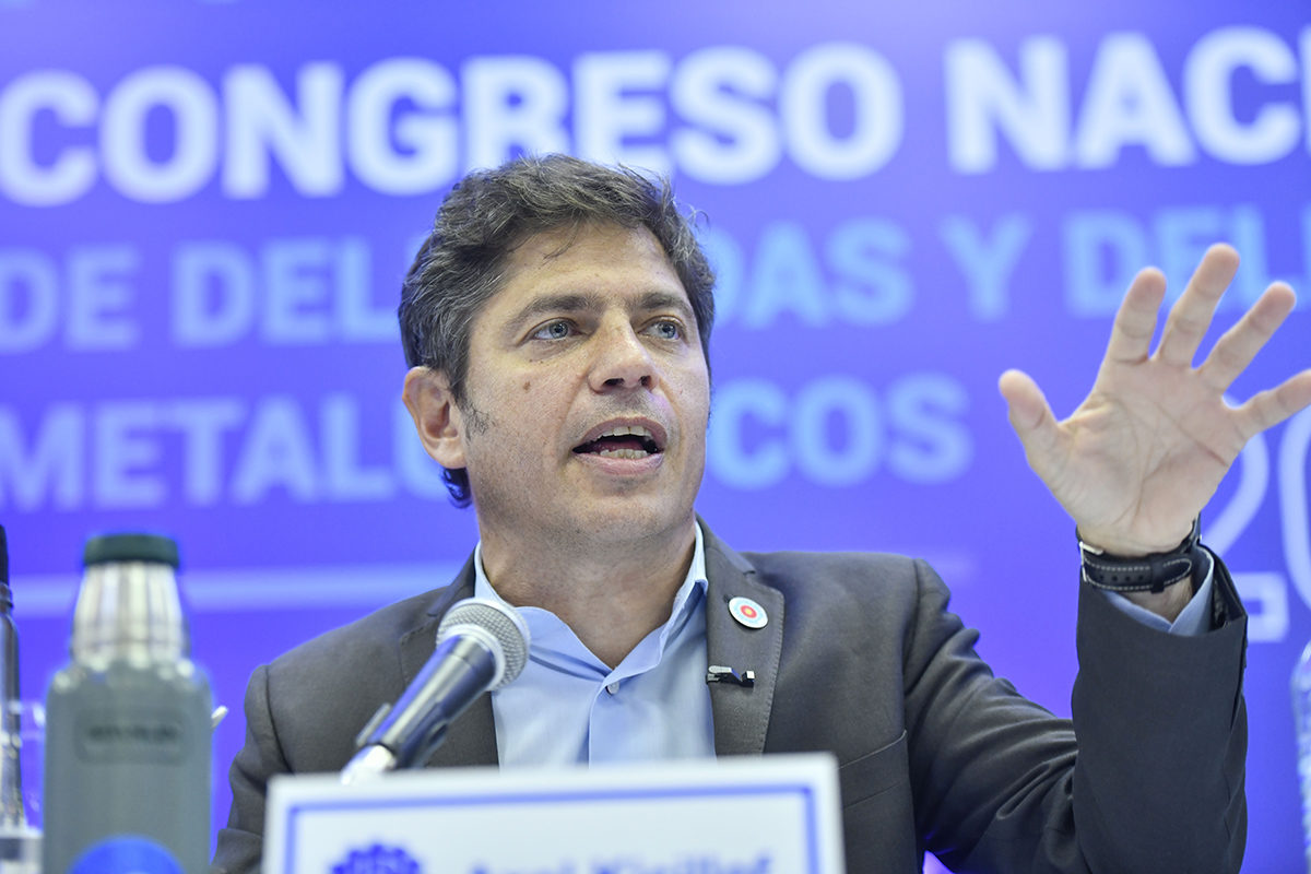 Kicillof-cerro-congreso-de-la-UOM-en-MDQ