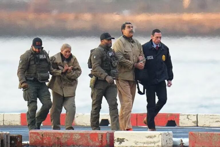 nicolas-maduro-y-su-esposa-cilia-flores-enfrentan-N4NFOGOQDZGARJDCF3II7VBSGU