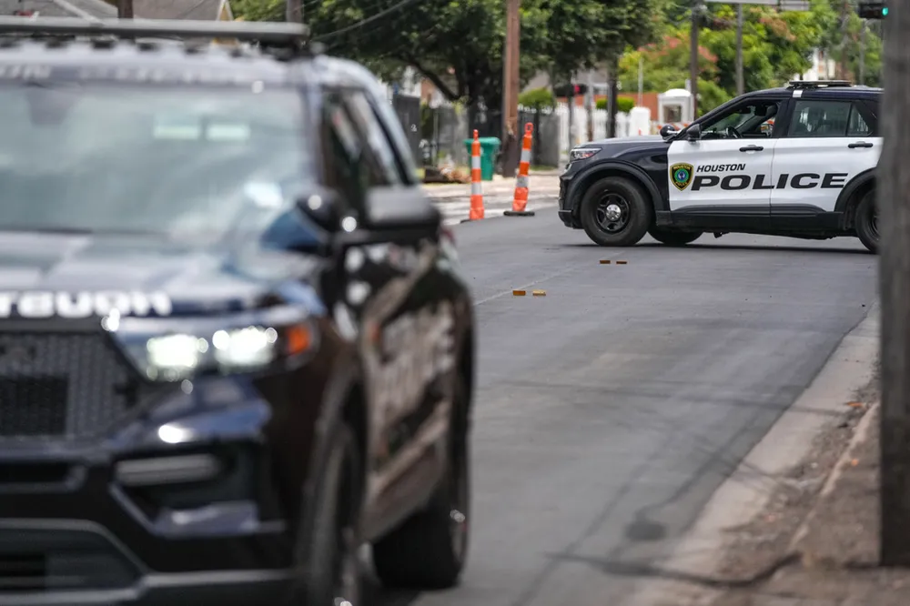 policia-houston-7-7-26-ap