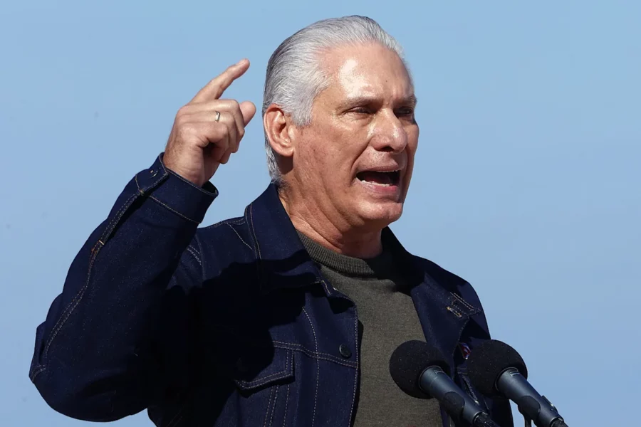 Miguel-Diaz-Canel-900x600